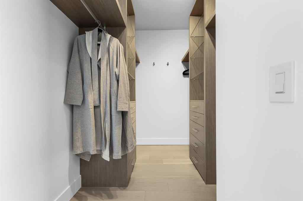 MLS® A2269054 - Unit #1807 108 9 Avenue SW in Downtown Commercial Core Calgary, Residential