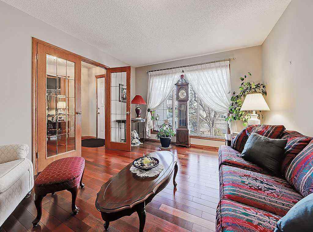 MLS® A2269058 - 352 Macewan Park View NW in MacEwan Glen Calgary, Residential