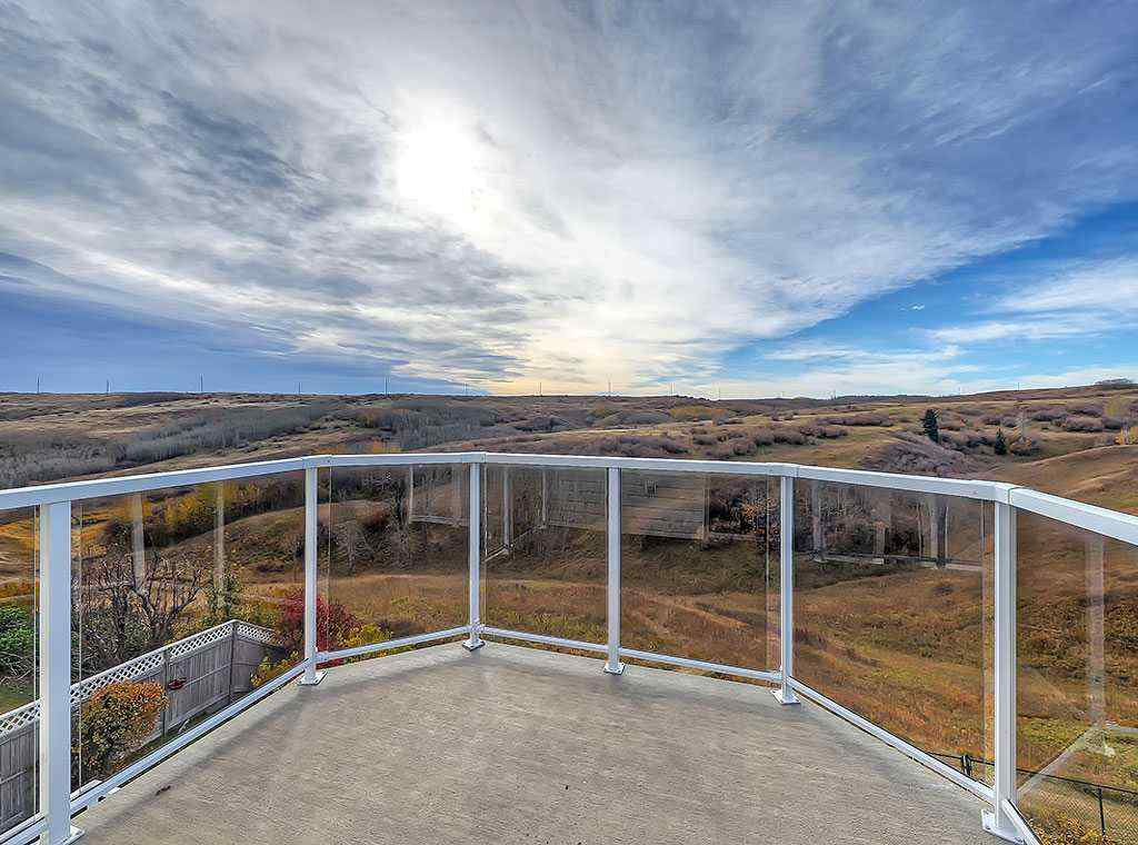 MLS® A2269058 - 352 Macewan Park View NW in MacEwan Glen Calgary, Residential