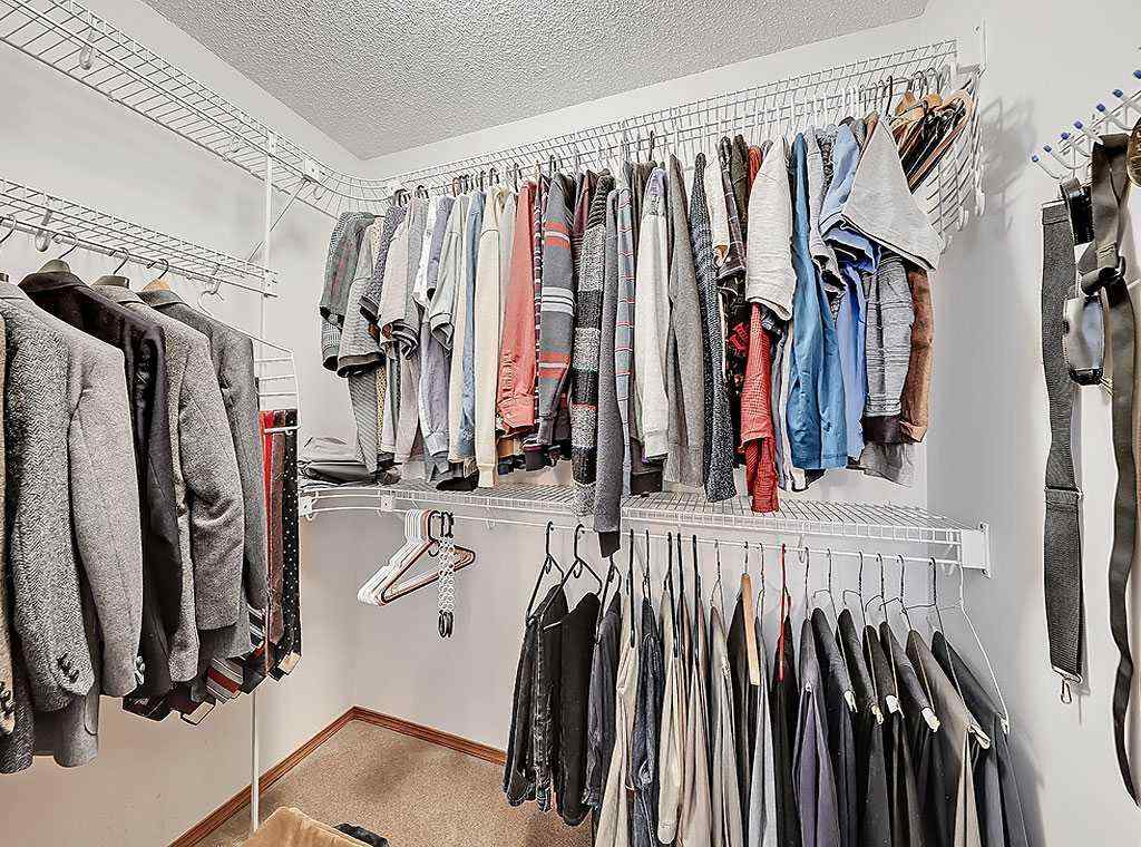 MLS® A2269058 - 352 Macewan Park View NW in MacEwan Glen Calgary, Residential