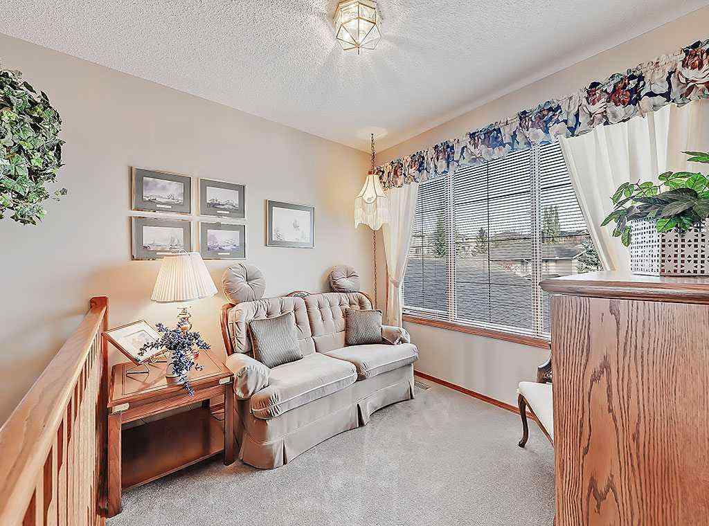 MLS® A2269058 - 352 Macewan Park View NW in MacEwan Glen Calgary, Residential