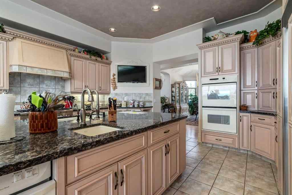 MLS® A2269063 - 31 Pinnacle Ridge Drive SW in Pinnacle Ridge Rural Rocky View County, Residential