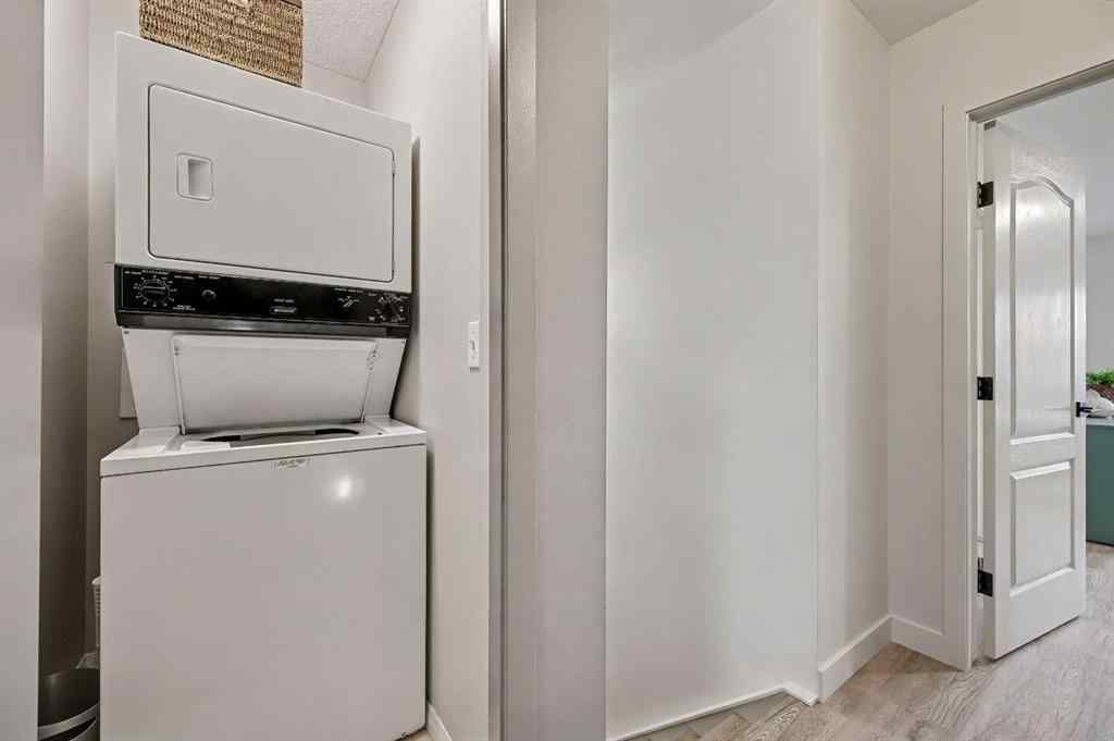 MLS® A2269065 - 124 Country Hills Gardens NW in Country Hills Calgary, Residential