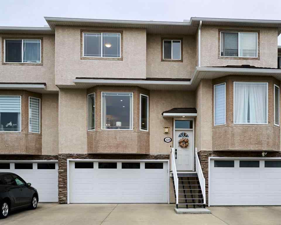 MLS® A2269065 - 124 Country Hills Gardens NW in Country Hills Calgary, Residential
