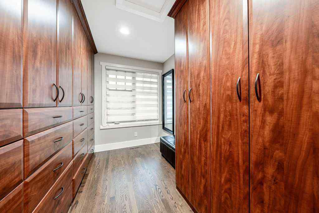 MLS® A2269066 - 147 Oakside Place SW in Oakridge Calgary, Residential