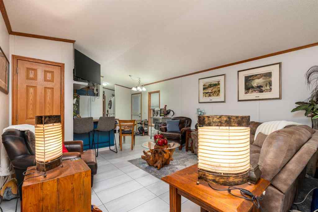 MLS&reg; # A2269067 - 207 2 Street E in NONE Lashburn, Residential Open Houses