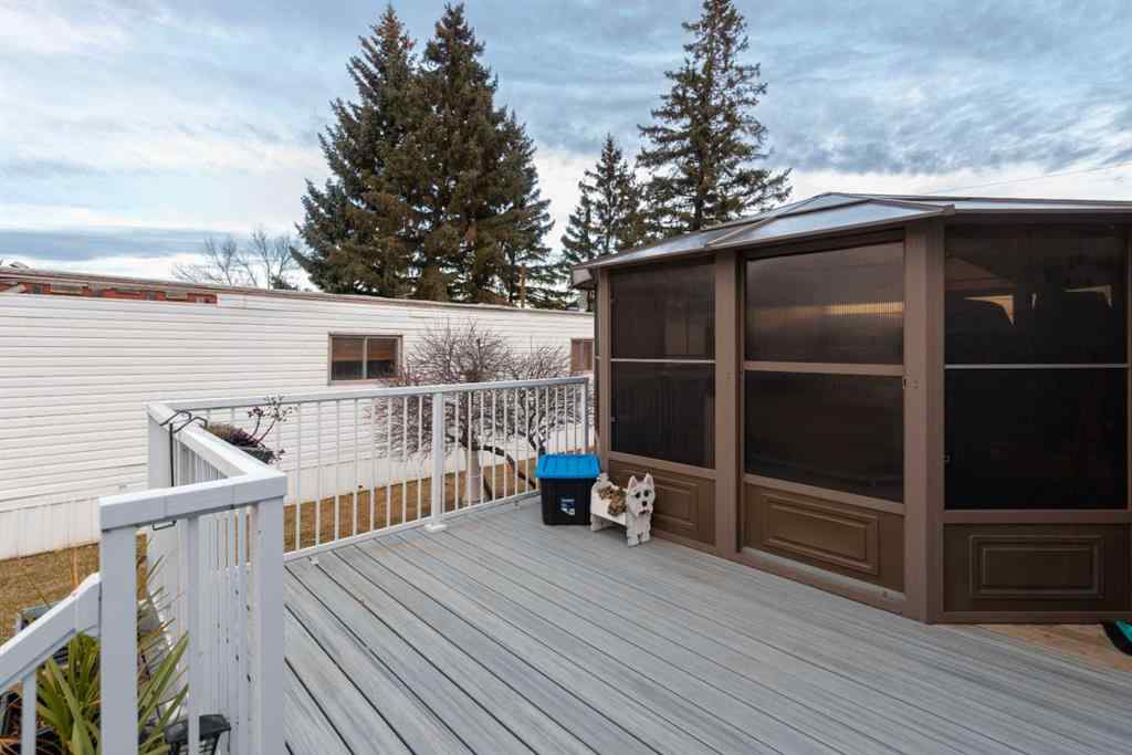 MLS&reg; # A2269067 - 207 2 Street E in NONE Lashburn, Residential Open Houses