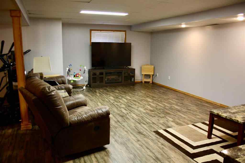 MLS&reg; # A2269070 - 103 2nd Avenue W in NONE Marsden, Residential Open Houses