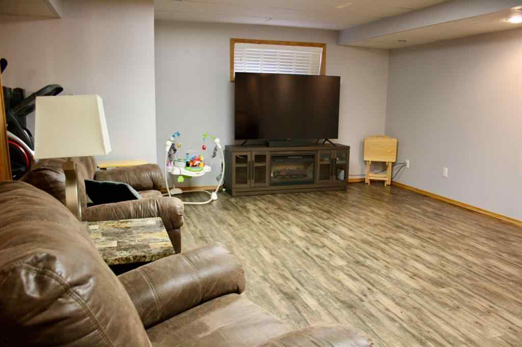 MLS&reg; # A2269070 - 103 2nd Avenue W in NONE Marsden, Residential Open Houses