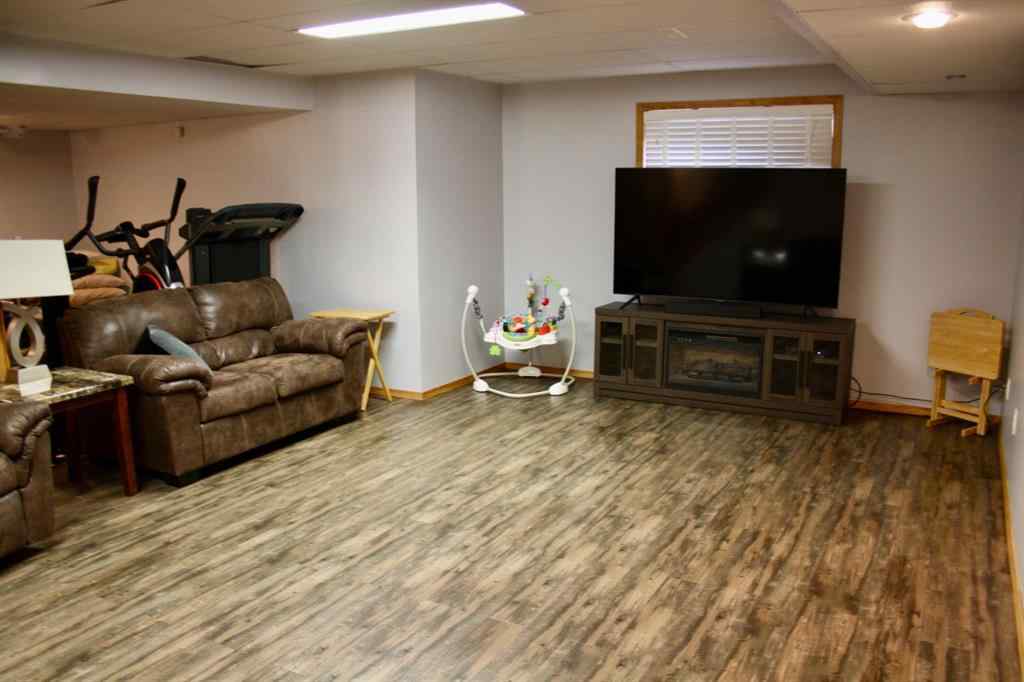 MLS&reg; # A2269070 - 103 2nd Avenue W in NONE Marsden, Residential Open Houses