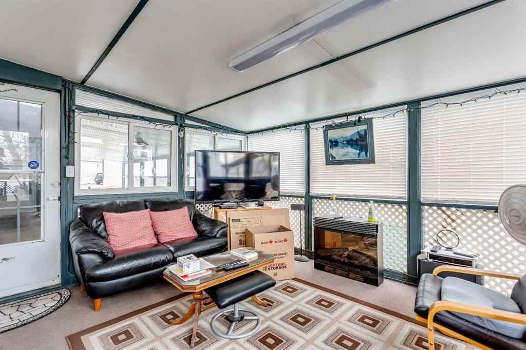 MLS&reg; # A2269071 - Unit #224 99 Arbour Lake Road NW in Arbour Lake Calgary, Mobile Open Houses