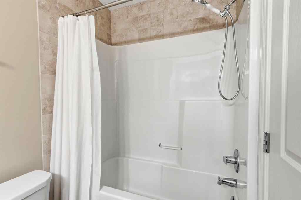 MLS® A2269073 - Unit #1 732 56 Avenue SW in Windsor Park Calgary, Residential