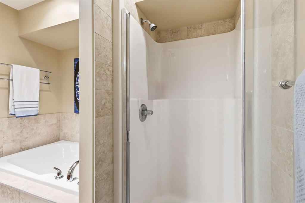 MLS® A2269073 - Unit #1 732 56 Avenue SW in Windsor Park Calgary, Residential