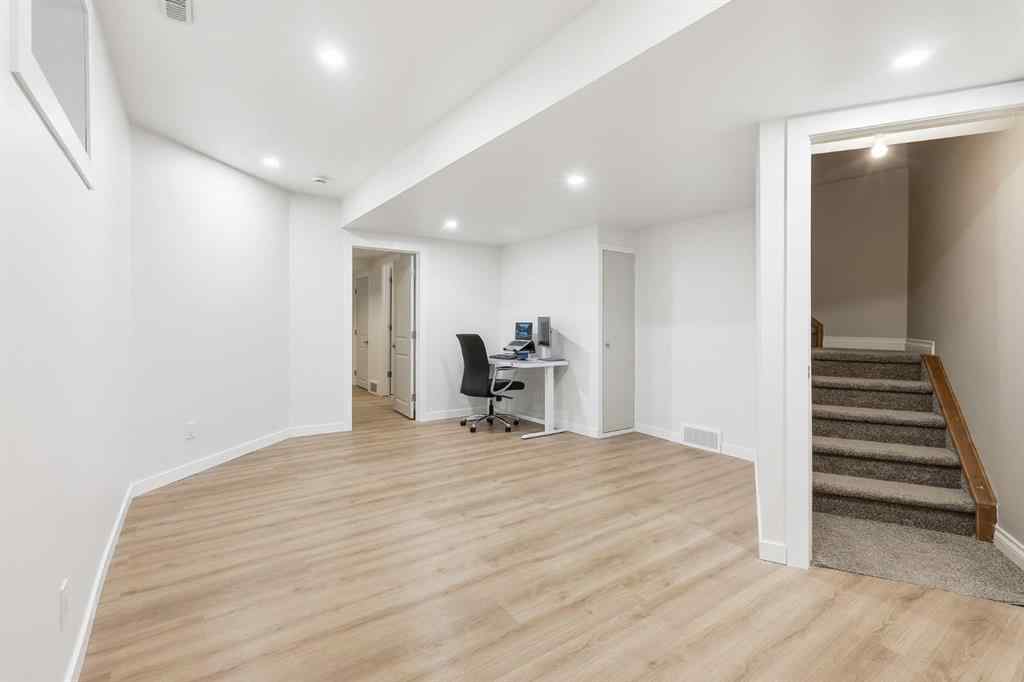 MLS® A2269073 - Unit #1 732 56 Avenue SW in Windsor Park Calgary, Residential