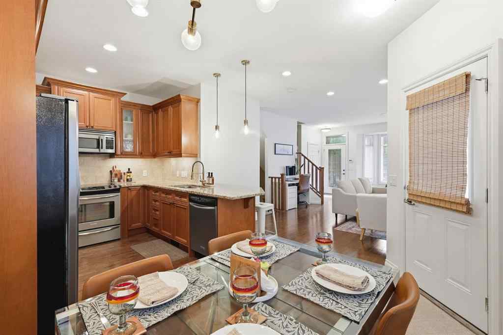 MLS® A2269073 - Unit #1 732 56 Avenue SW in Windsor Park Calgary, Residential