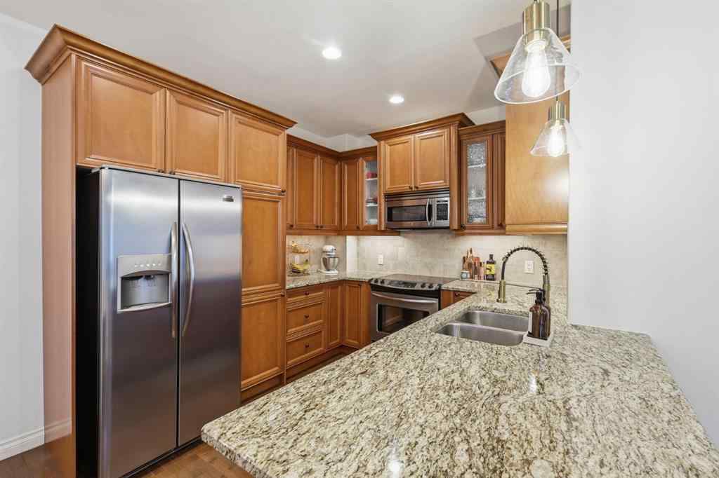 MLS® A2269073 - Unit #1 732 56 Avenue SW in Windsor Park Calgary, Residential