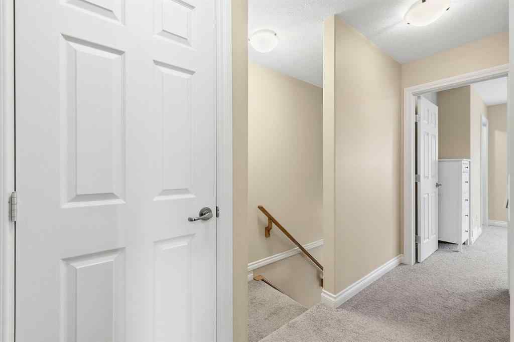 MLS® A2269073 - Unit #1 732 56 Avenue SW in Windsor Park Calgary, Residential