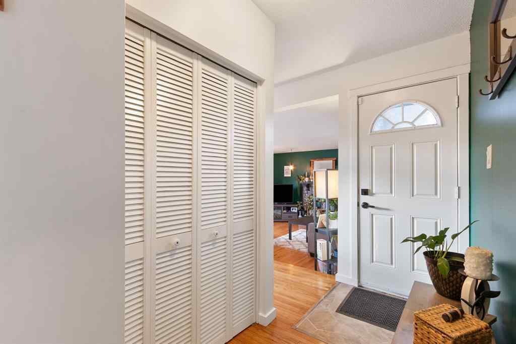 MLS&reg; # A2269076 - 5141 43 Street  in NONE Olds, Residential Open Houses