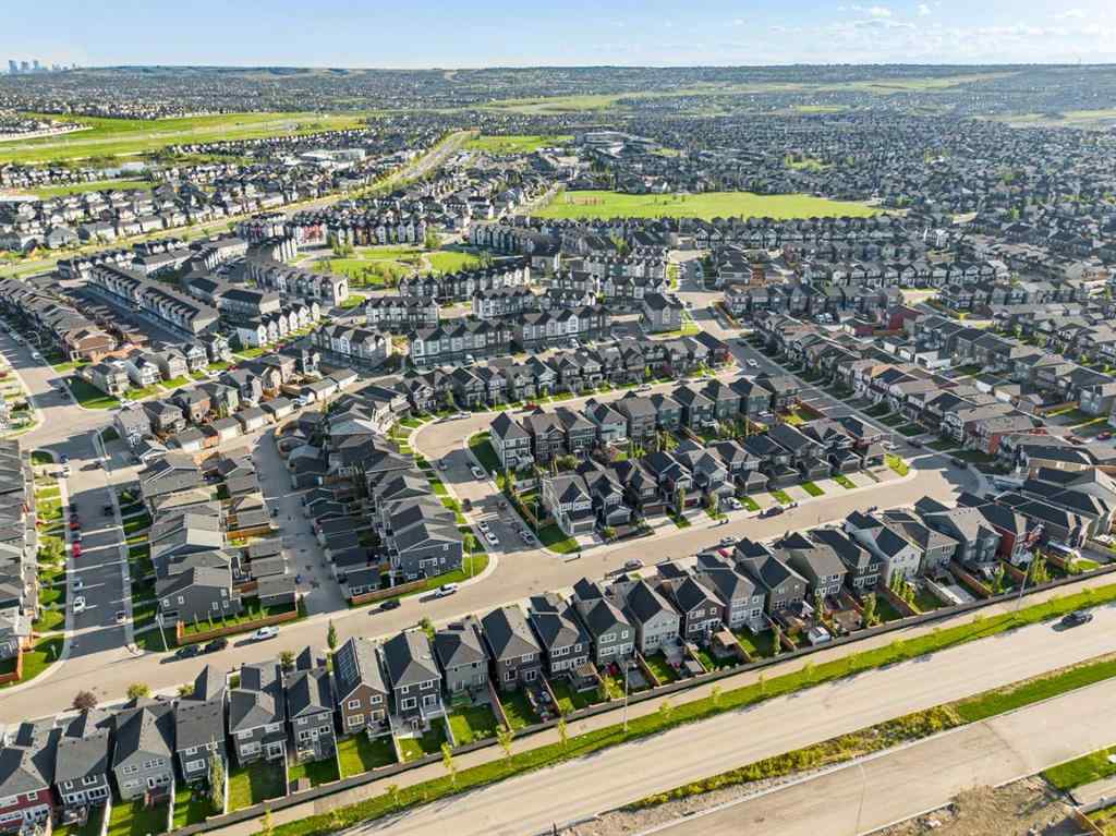 MLS® A2269080 - 135 Evanscrest Way NW in Evanston Calgary, Residential