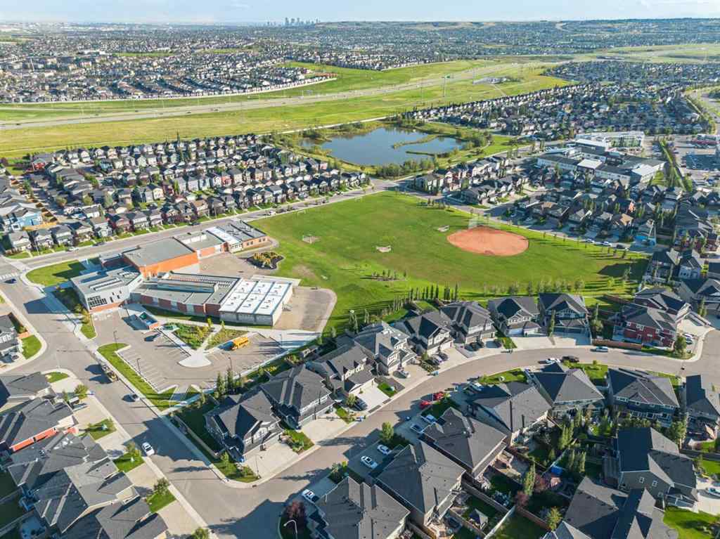 MLS® A2269080 - 135 Evanscrest Way NW in Evanston Calgary, Residential