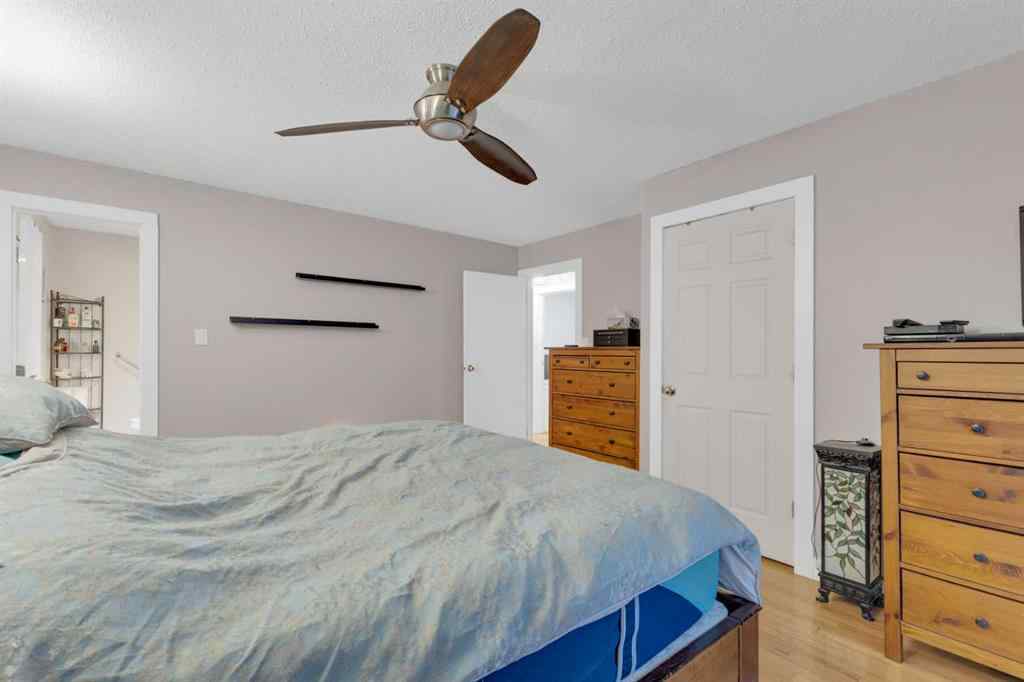 MLS&reg; # A2269082 - 5228 38 Street Crescent  in Margodt Innisfail, Residential Open Houses