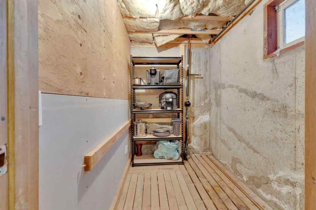 MLS&reg; # A2269082 - 5228 38 Street Crescent  in Margodt Innisfail, Residential Open Houses