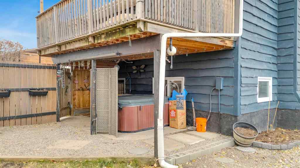 MLS&reg; # A2269082 - 5228 38 Street Crescent  in Margodt Innisfail, Residential Open Houses