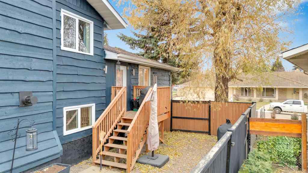 MLS&reg; # A2269082 - 5228 38 Street Crescent  in Margodt Innisfail, Residential Open Houses