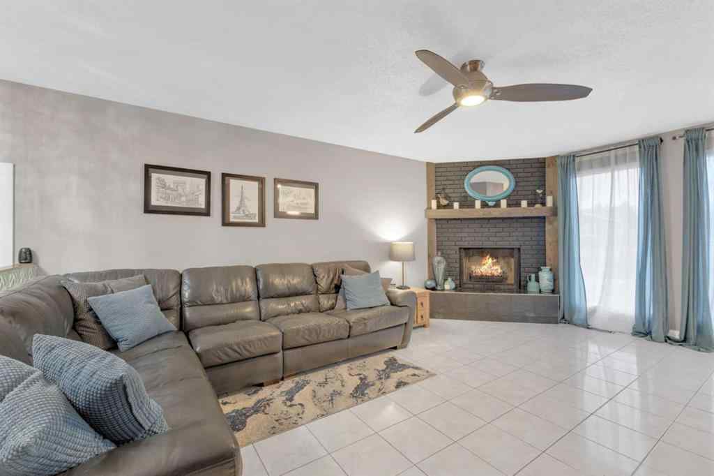 MLS&reg; # A2269082 - 5228 38 Street Crescent  in Margodt Innisfail, Residential Open Houses