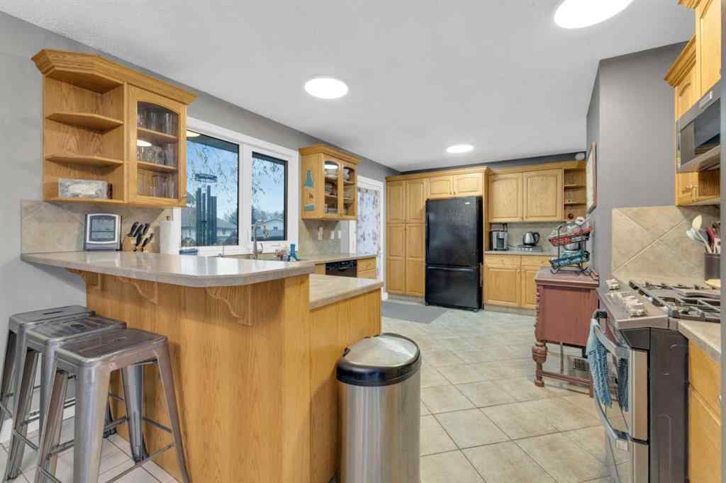 MLS&reg; # A2269082 - 5228 38 Street Crescent  in Margodt Innisfail, Residential Open Houses