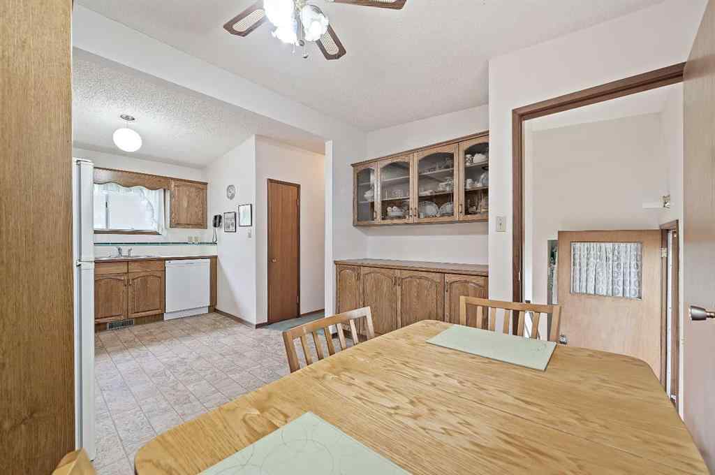 MLS® A2269090 - 2528 17A Street NW in Capitol Hill Calgary, Residential