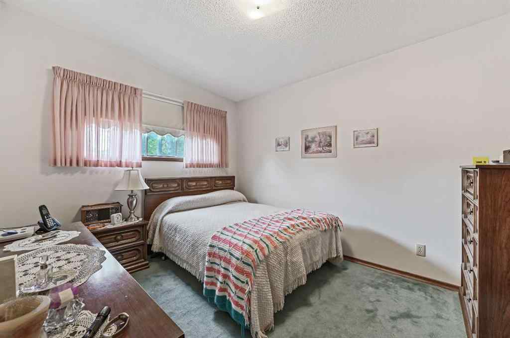 MLS® A2269090 - 2528 17A Street NW in Capitol Hill Calgary, Residential