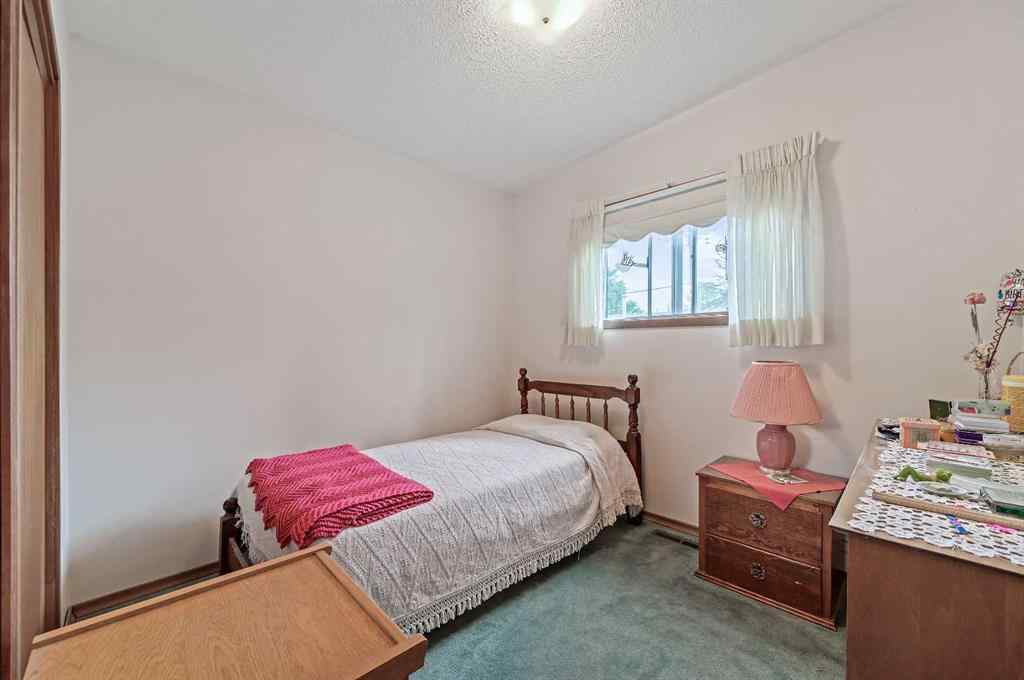 MLS® A2269090 - 2528 17A Street NW in Capitol Hill Calgary, Residential