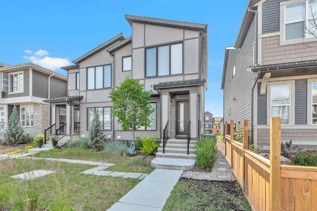 MLS® A2269091 - 1121 Chinook Gate Bay SW in Chinook Gate Airdrie, Residential