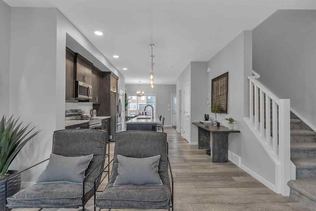 MLS® A2269091 - 1121 Chinook Gate Bay SW in Chinook Gate Airdrie, Residential