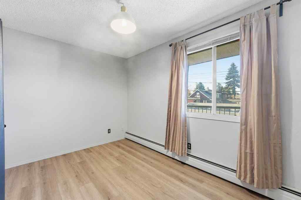 MLS® A2269097 - Unit #305 1113 37 Street SW in Rosscarrock Calgary, Residential