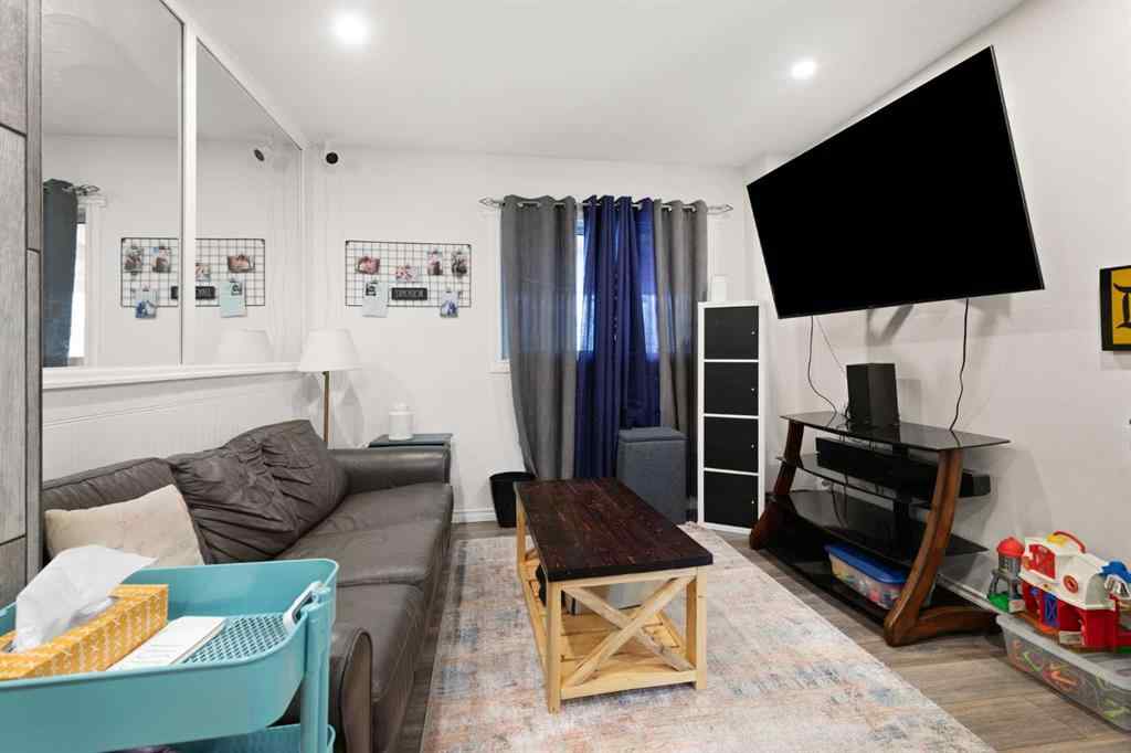 MLS&reg; # A2269098 - 613 5 Avenue SE in SE Hill Medicine Hat, Residential Open Houses