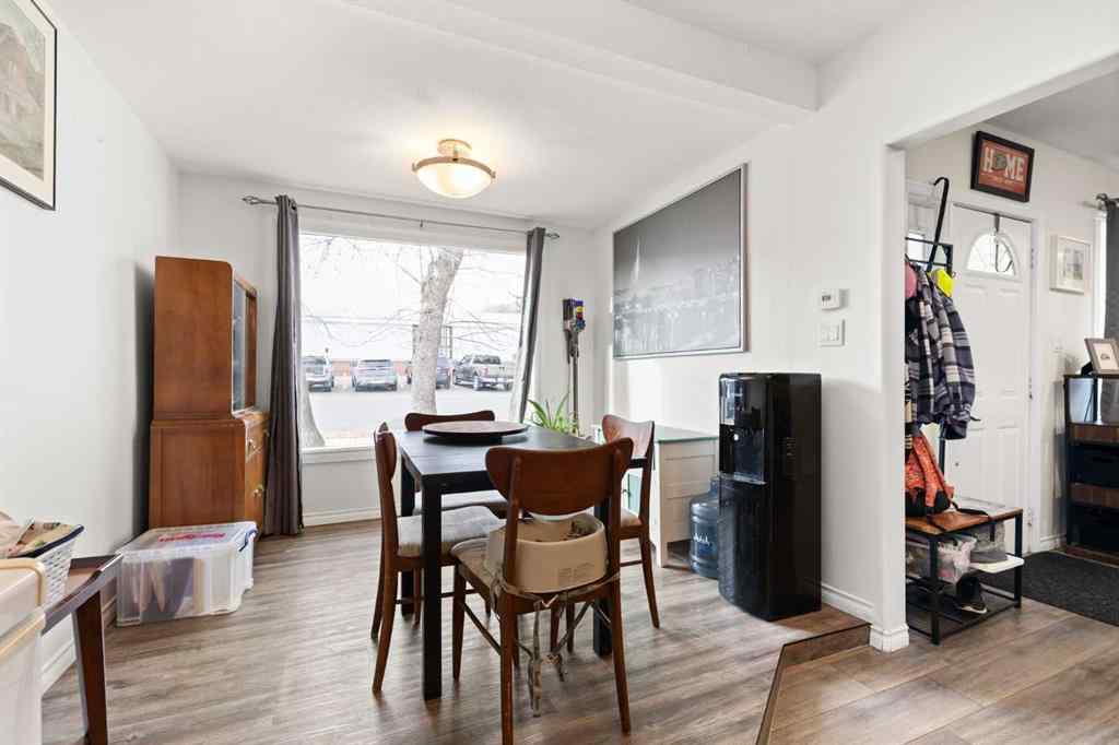 MLS&reg; # A2269098 - 613 5 Avenue SE in SE Hill Medicine Hat, Residential Open Houses