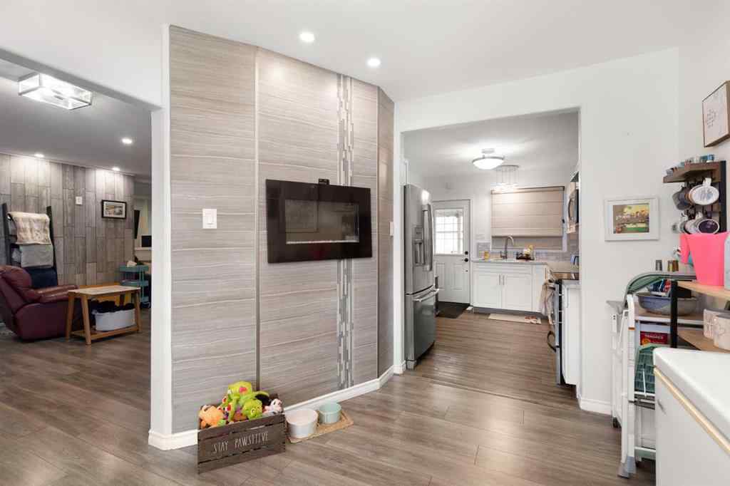 MLS&reg; # A2269098 - 613 5 Avenue SE in SE Hill Medicine Hat, Residential Open Houses