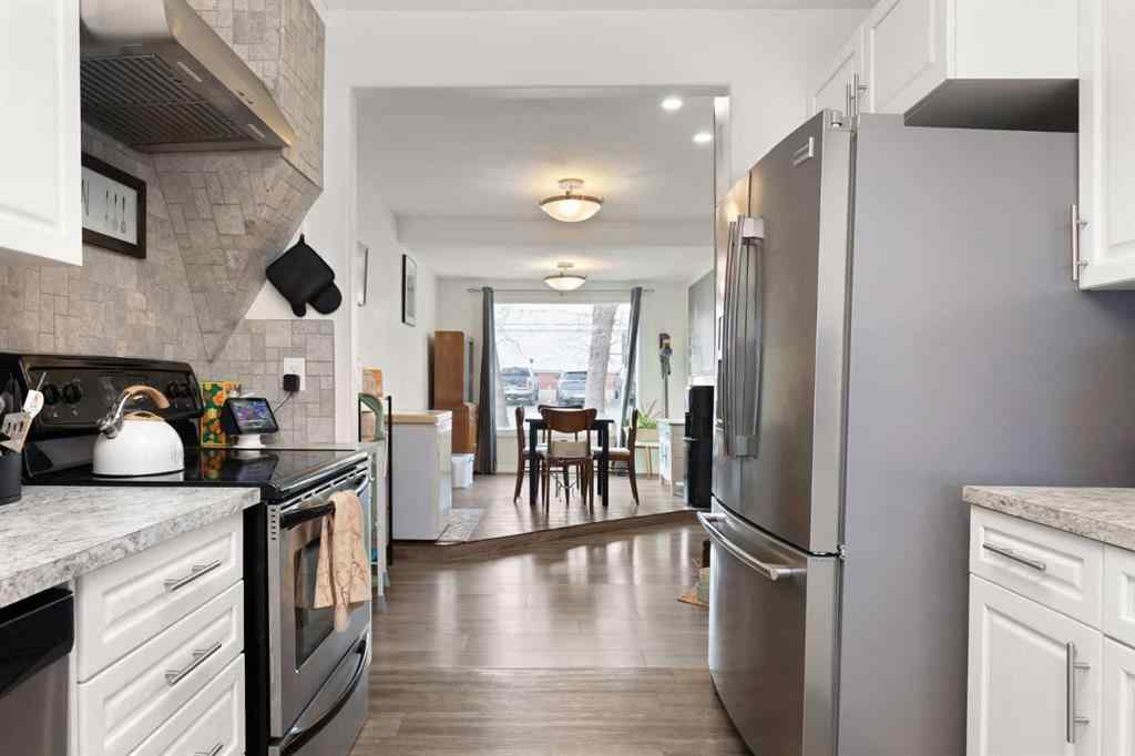 MLS&reg; # A2269098 - 613 5 Avenue SE in SE Hill Medicine Hat, Residential Open Houses