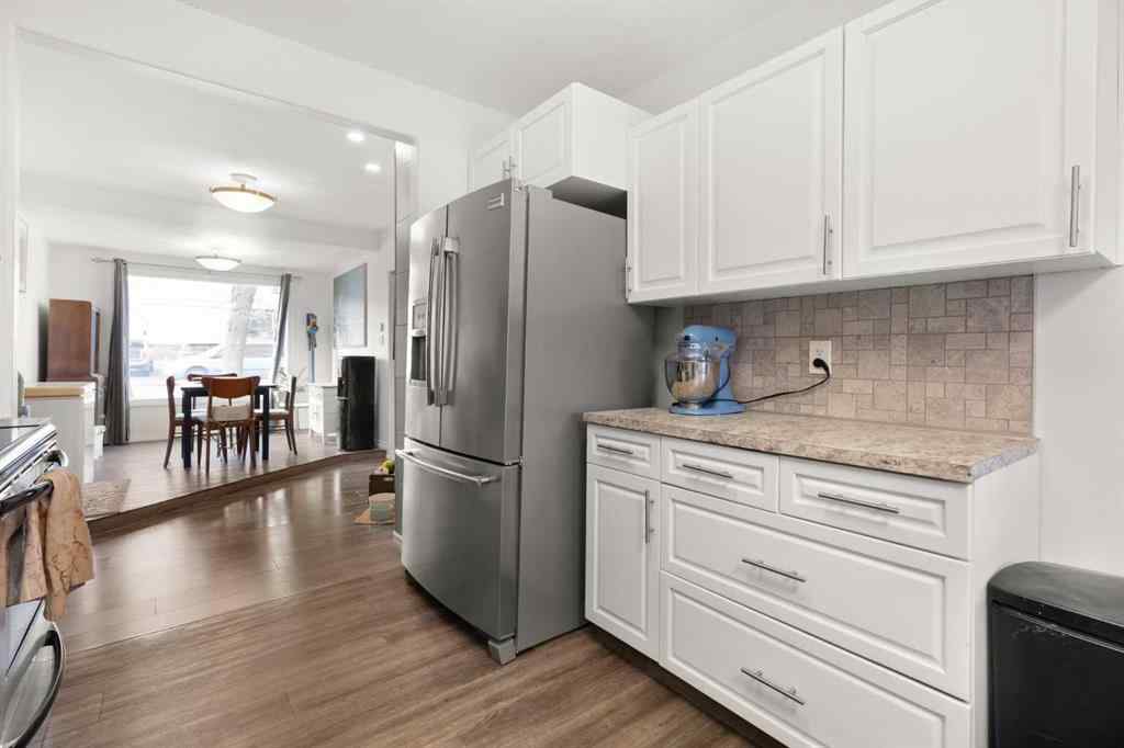 MLS&reg; # A2269098 - 613 5 Avenue SE in SE Hill Medicine Hat, Residential Open Houses