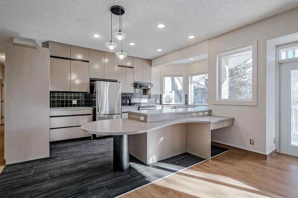 MLS® A2269104 - 127 Canterbury Court SW in Canyon Meadows Calgary, Residential