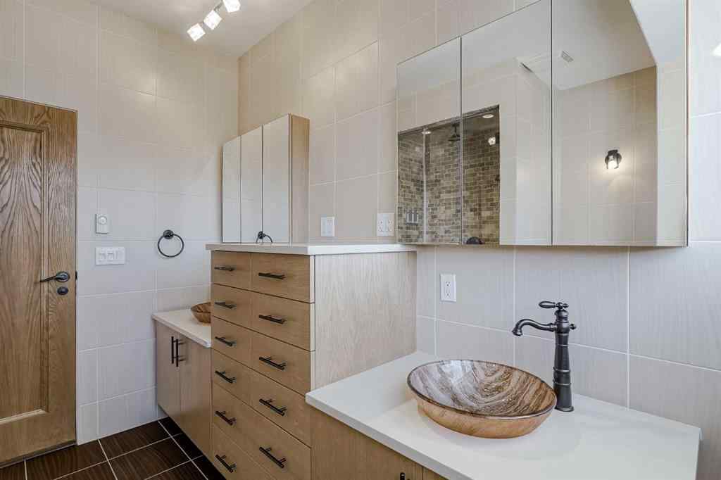 MLS® A2269104 - 127 Canterbury Court SW in Canyon Meadows Calgary, Residential