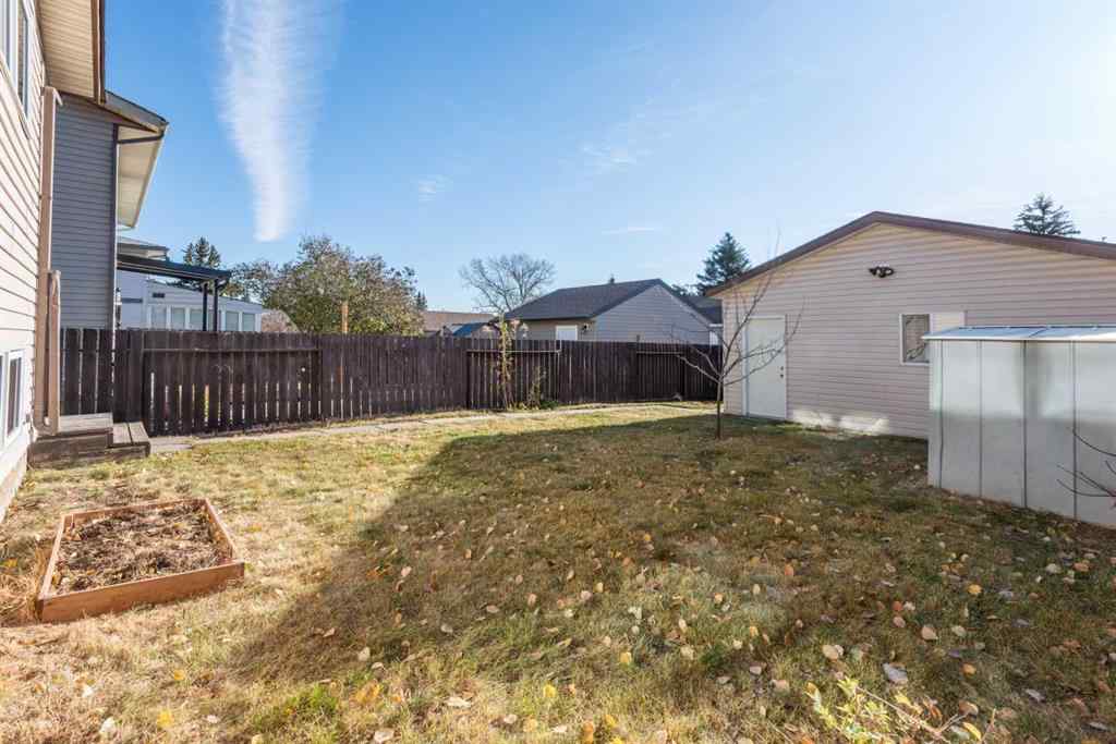 MLS® A2269105 - 43 Midridge Gardens SE in Midnapore Calgary, Residential