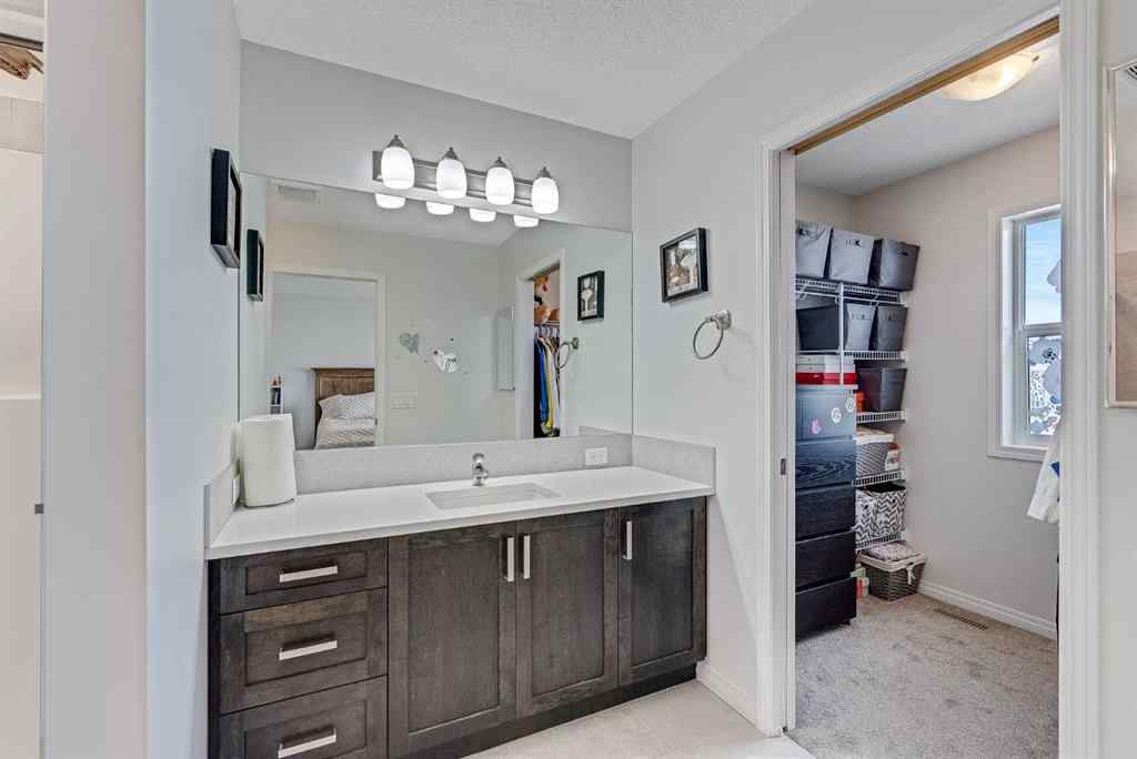 MLS® A2269109 - 665 Hillcrest Road SW in Hillcrest Airdrie, Residential