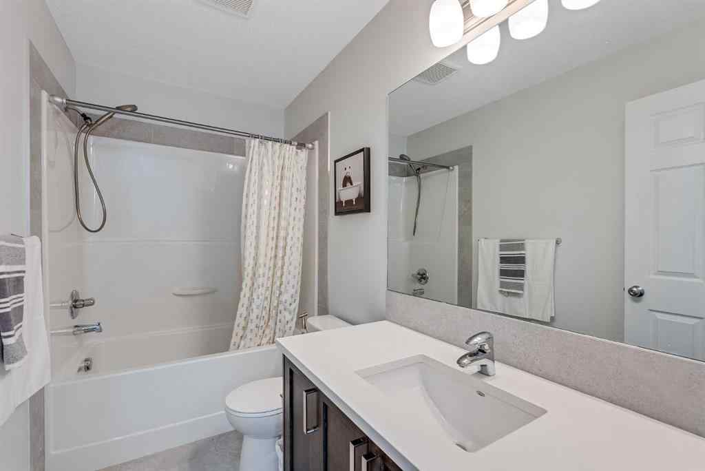 MLS® A2269109 - 665 Hillcrest Road SW in Hillcrest Airdrie, Residential