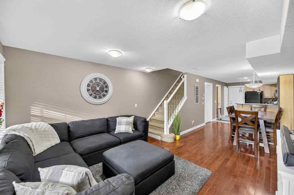MLS&reg; # A2269116 - 1430 22 Avenue  in NONE Didsbury, Residential Open Houses