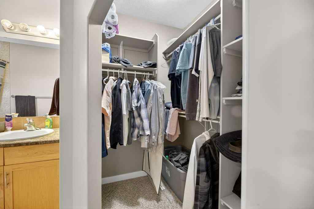 MLS&reg; # A2269116 - 1430 22 Avenue  in NONE Didsbury, Residential Open Houses