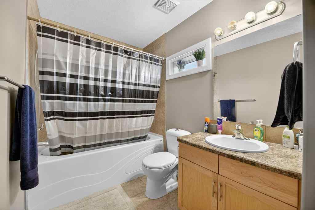 MLS&reg; # A2269116 - 1430 22 Avenue  in NONE Didsbury, Residential Open Houses