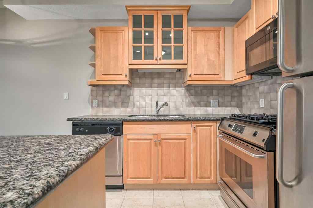 MLS® A2269118 - Unit #206 1315 12 Avenue SW in Beltline Calgary, Residential